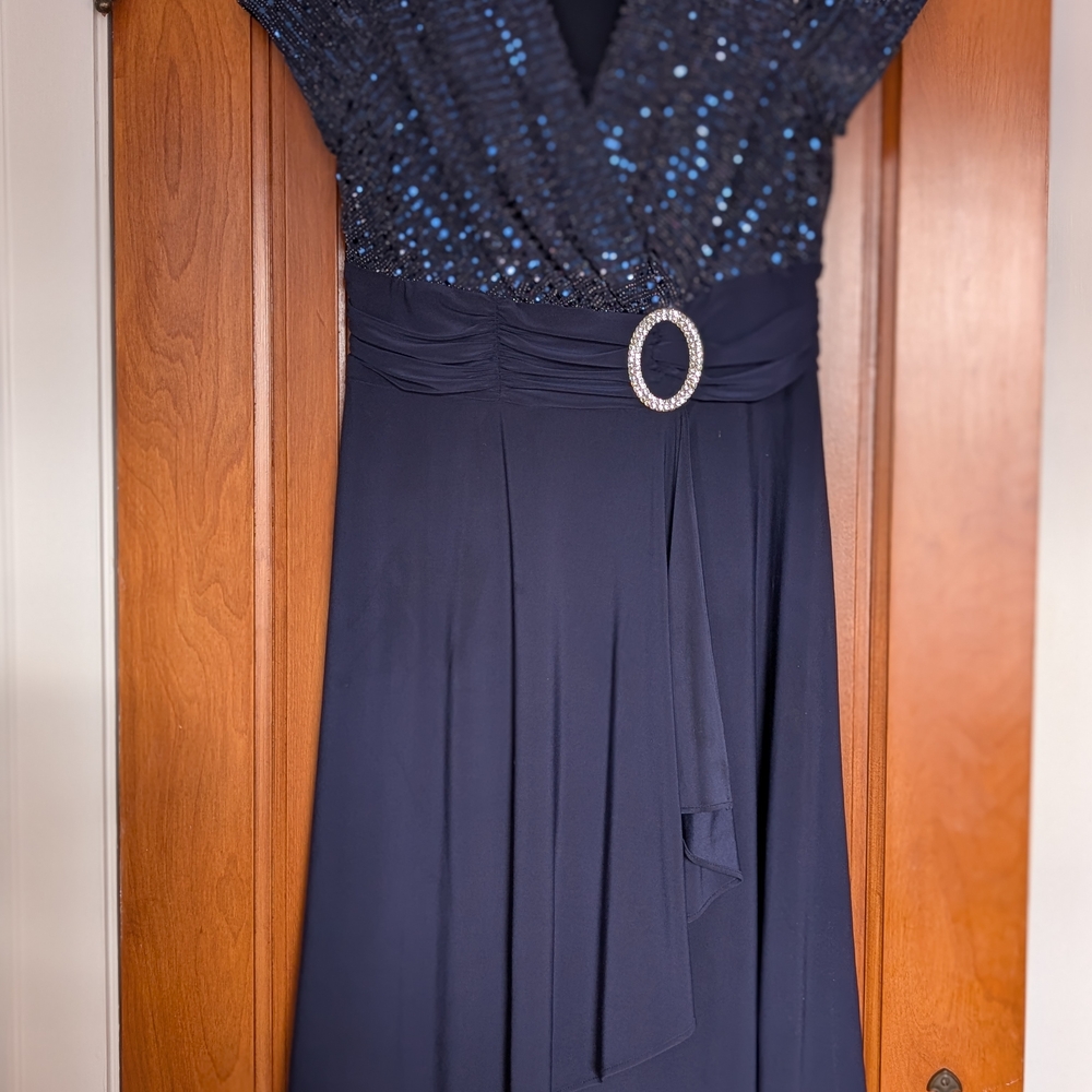 Elegant Navy Blue Evening Dress